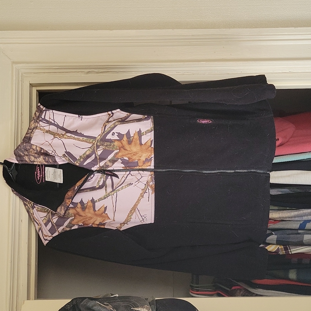 Fleece camo zip up